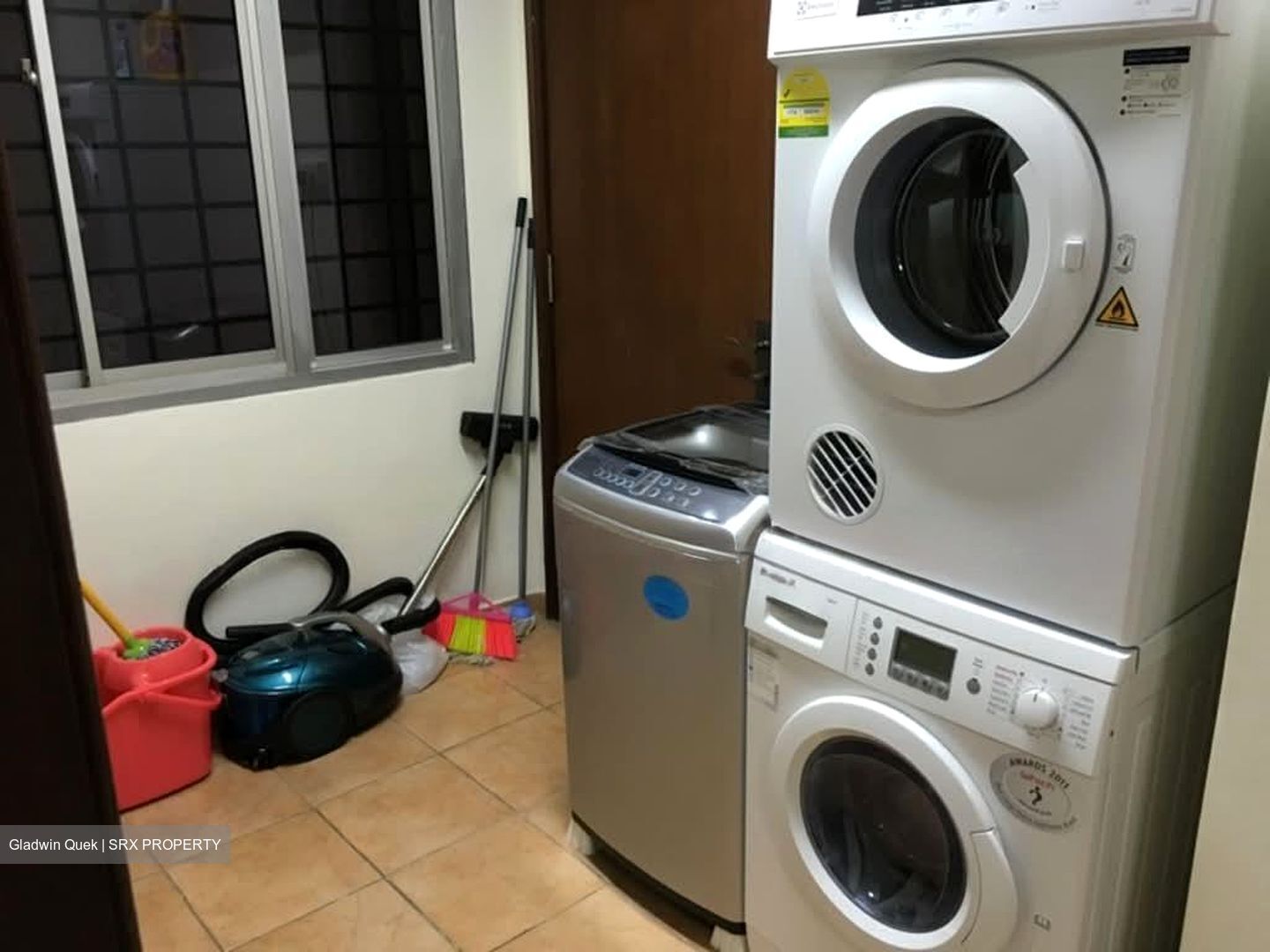 UE Square (D9), Apartment #558048261